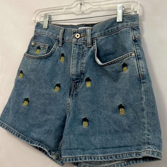 ZARA BASIC‎ PINEAPPLE DEMIN SHORTS SIZE 2 - Picture 1 of 7